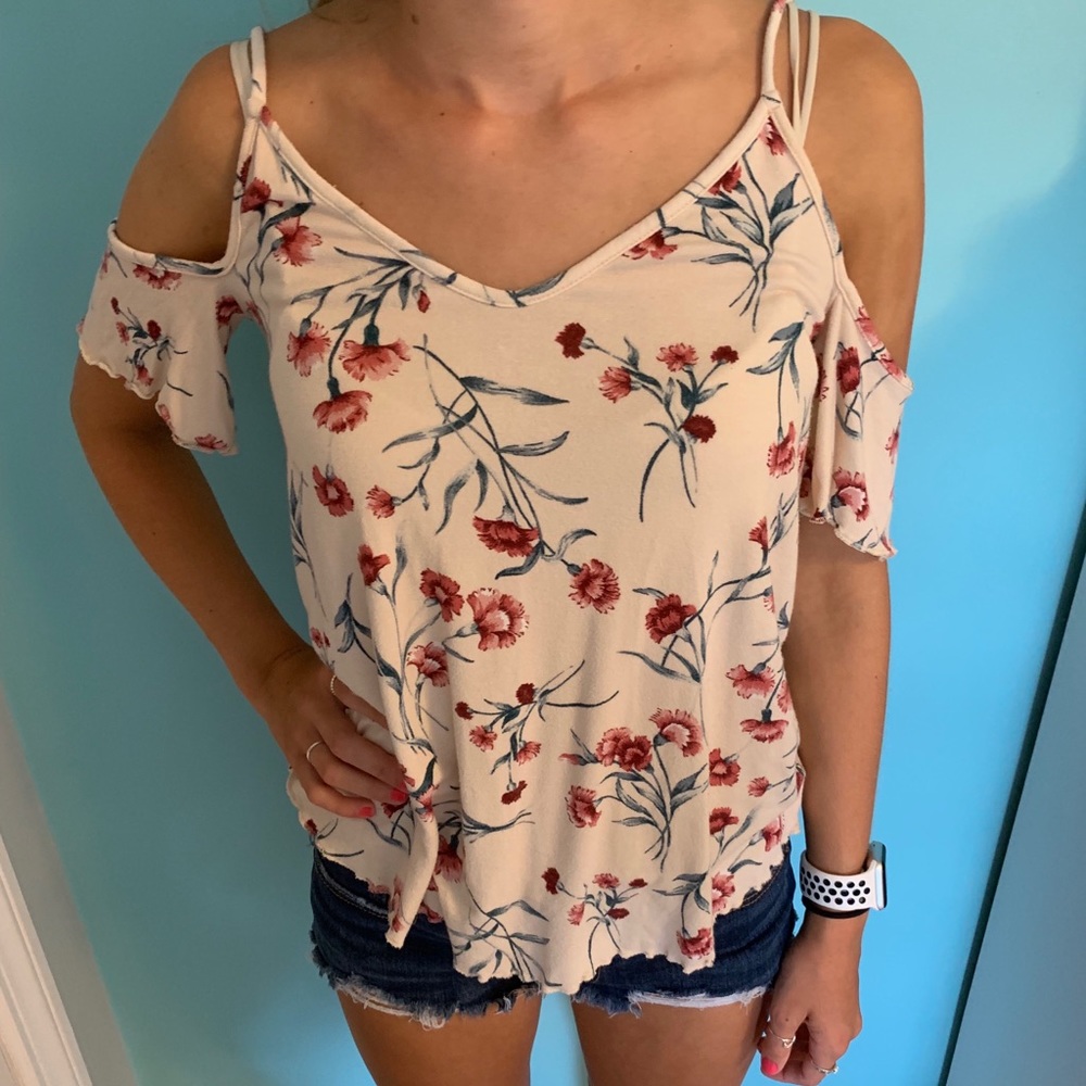 Floral print off the shoulder-tank
